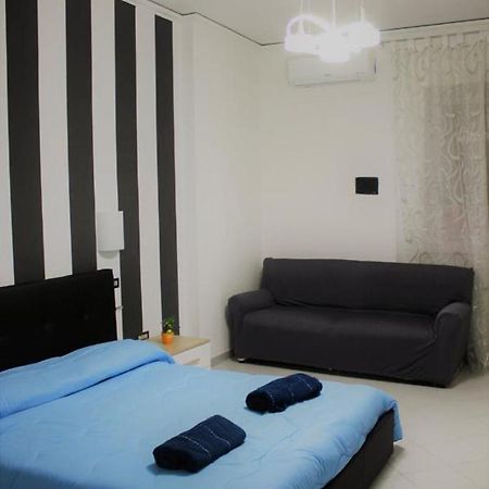 B&B Napoli Centrale Екстериор снимка