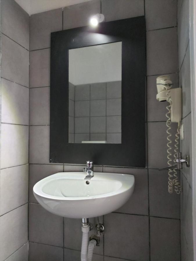 B&B Napoli Centrale Екстериор снимка