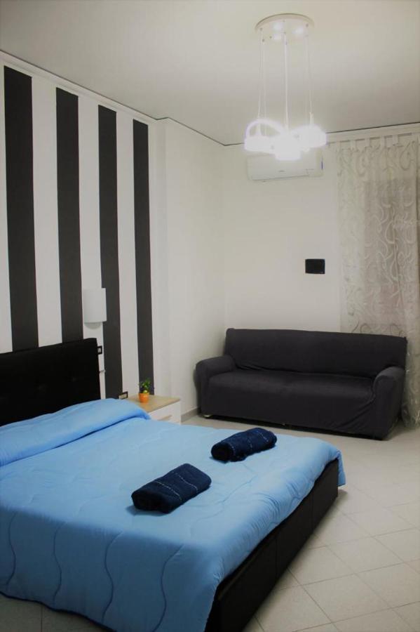 B&B Napoli Centrale Екстериор снимка