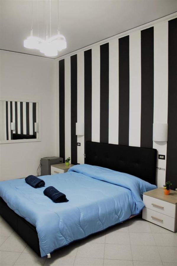 B&B Napoli Centrale Екстериор снимка
